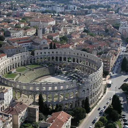 Casa Gianni Valbandon - Pets Friendly Σπίτι διακοπών