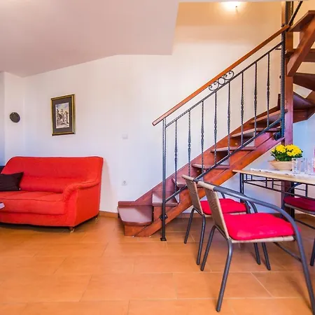 Hébergement de vacances Casa Gianni Valbandon - Pets Friendly Fondole