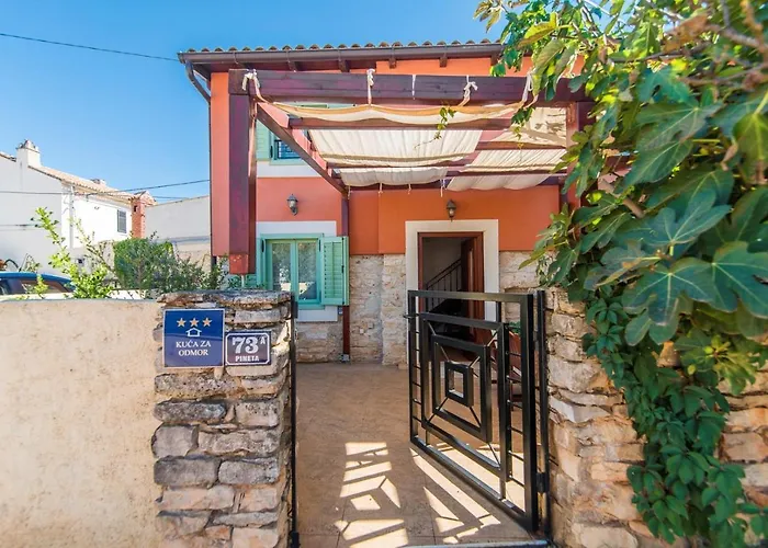 Casa Gianni Valbandon - Pets Friendly Fondole